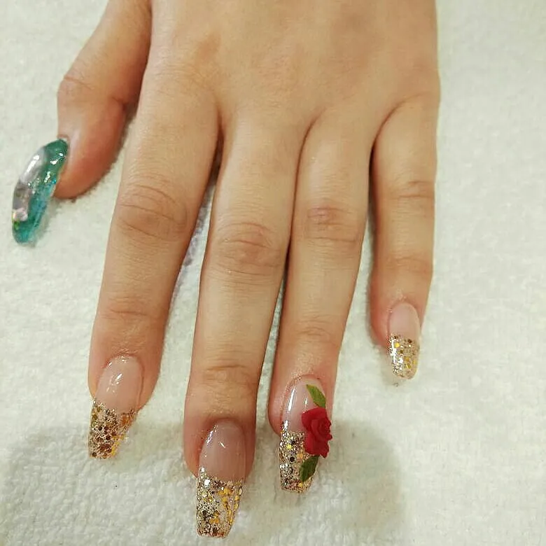 Talons Salon And Spa