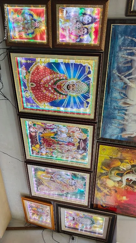 Parashar Photo Freming And Art Gallery