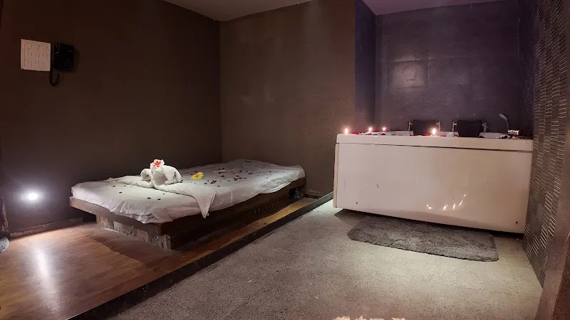 Neung Thai Spa Kalyan