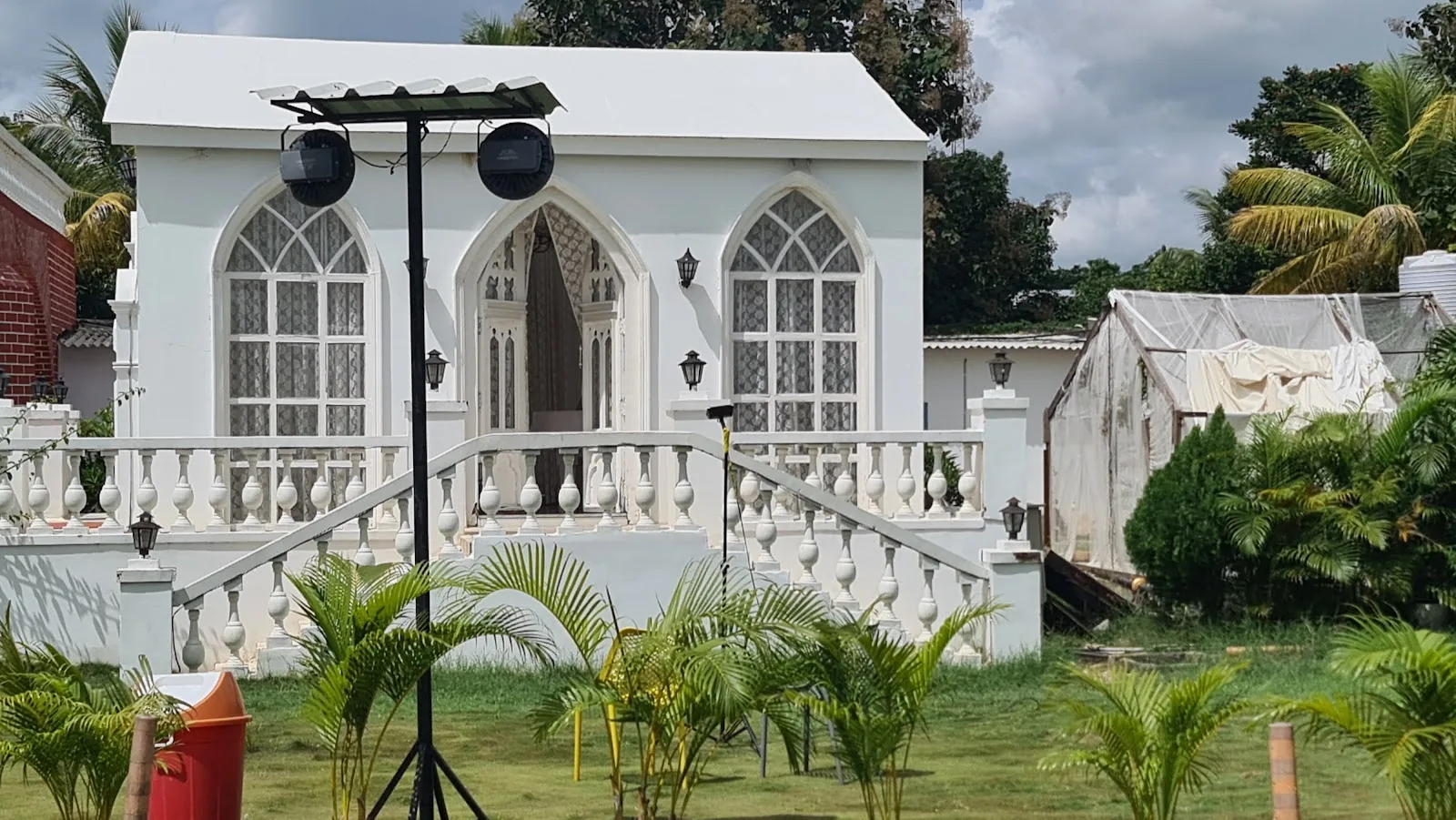Nizam Film City – Pre-Wedding Photoshoot Studio in Hyderabad