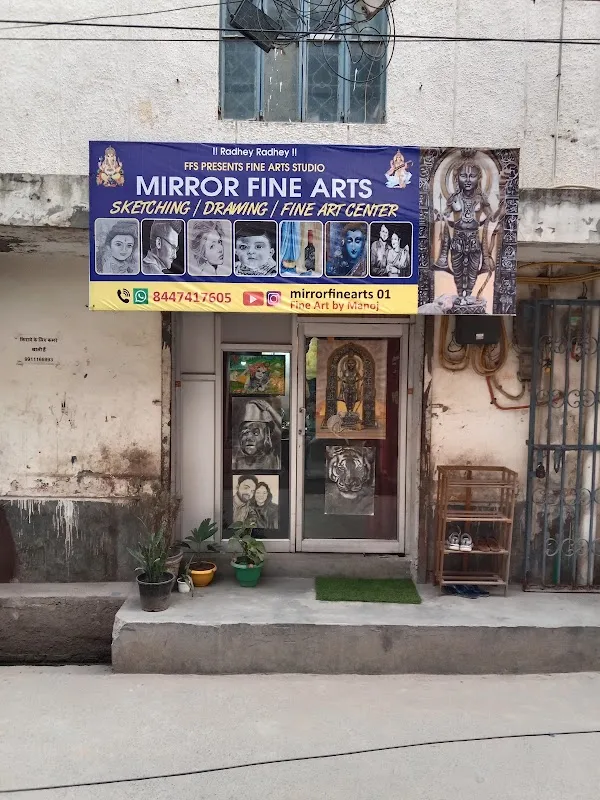 MIRROR FINE ART'S