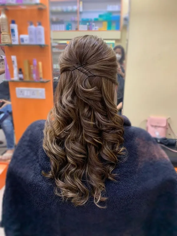 Rekha's Hair & Beauty Salon