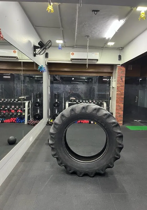 RJ Fitness World