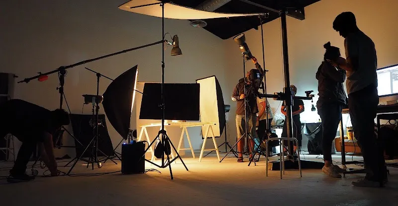 Pixel Caption Ecommerce Product Photography Studio