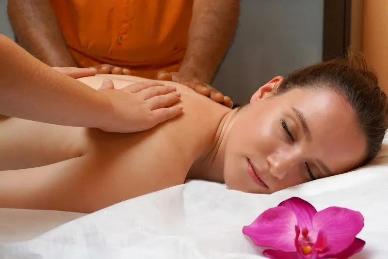 Relax Spa - Full Body Spa in Sector 54 Gurgaon