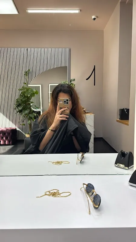 Forty Two Coiffeur
