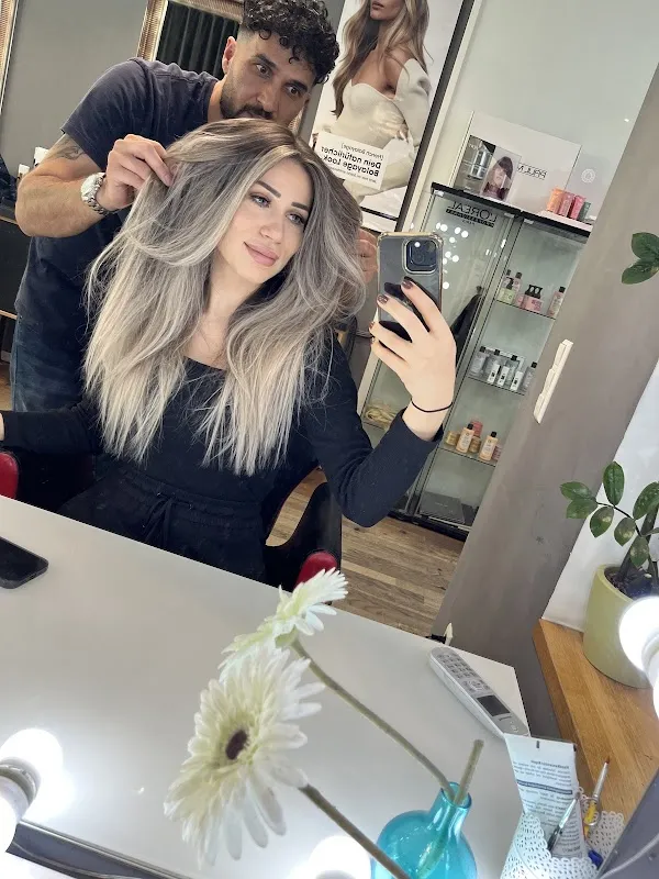 Forty Two Coiffeur