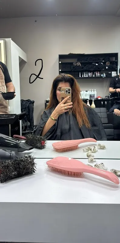 Forty Two Coiffeur