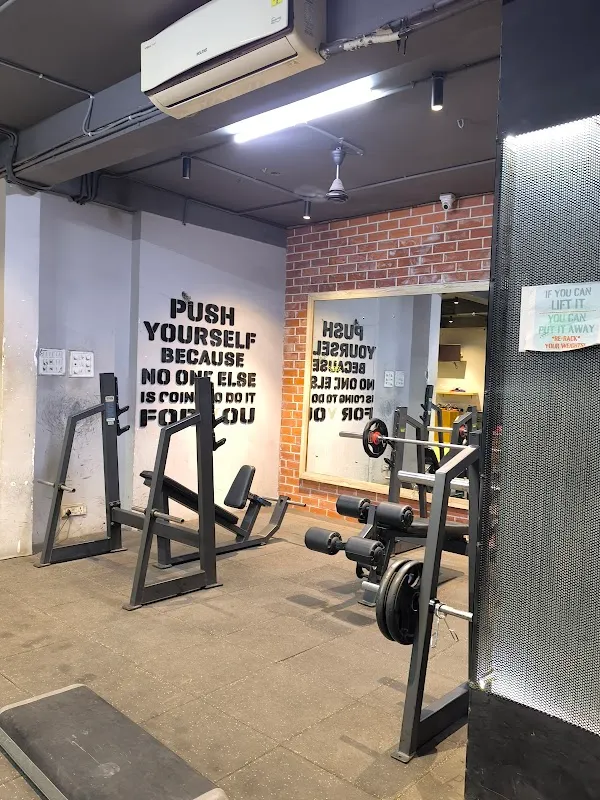 R Fitness - Gym and Fitness Center