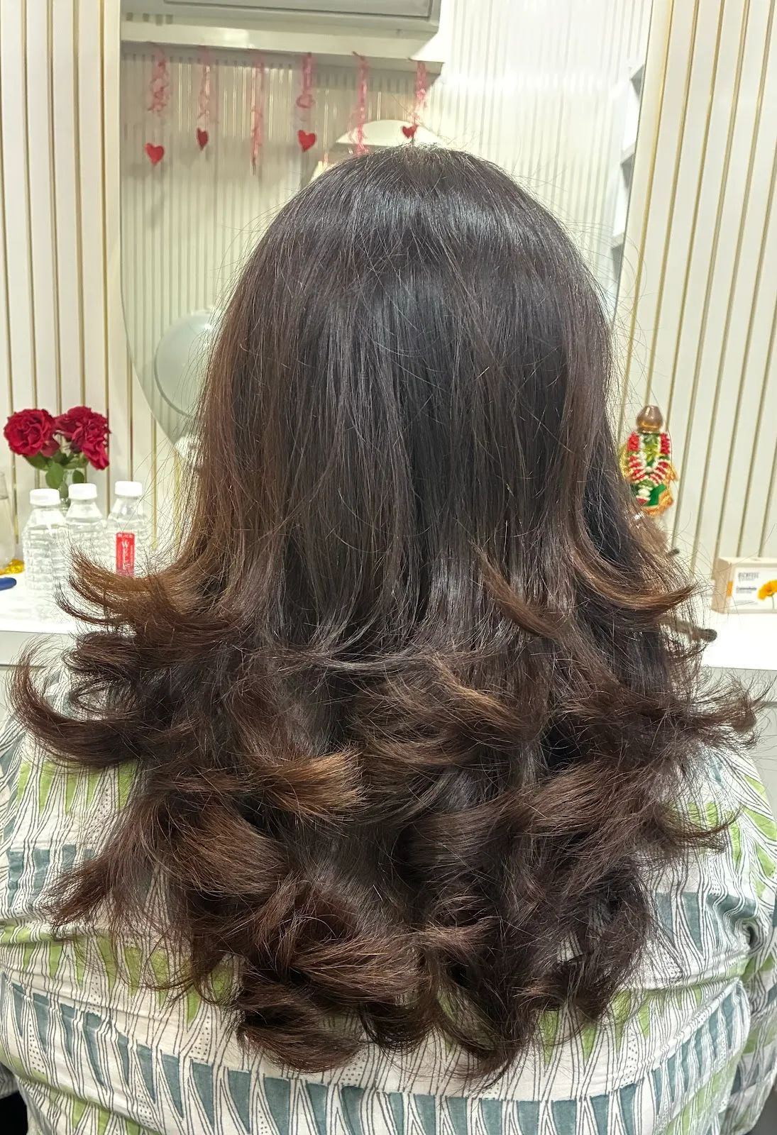 KYRA BEAUTY SALON