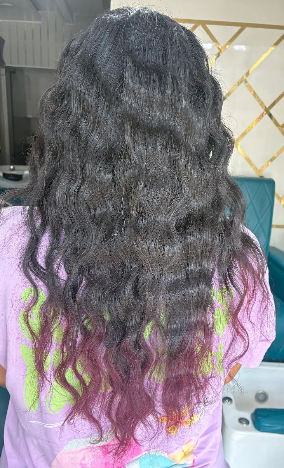 KYRA BEAUTY SALON