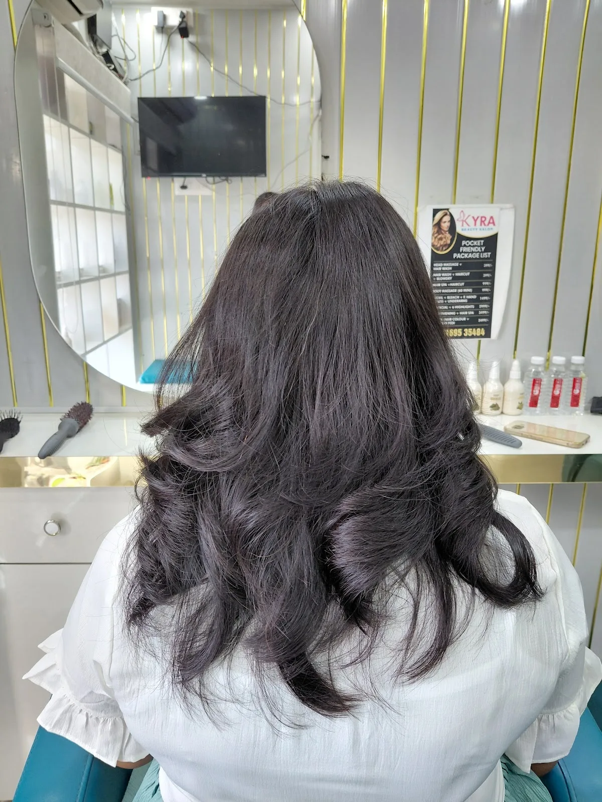 KYRA BEAUTY SALON