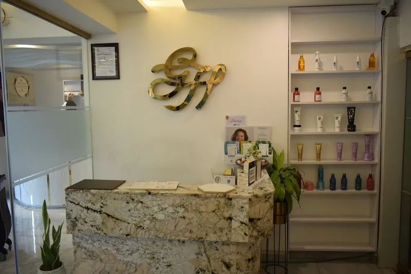 Golden Hive Luxury Salon
