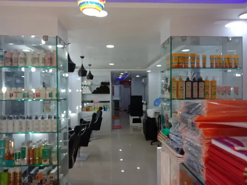 VLCC Salon (Bolpur)