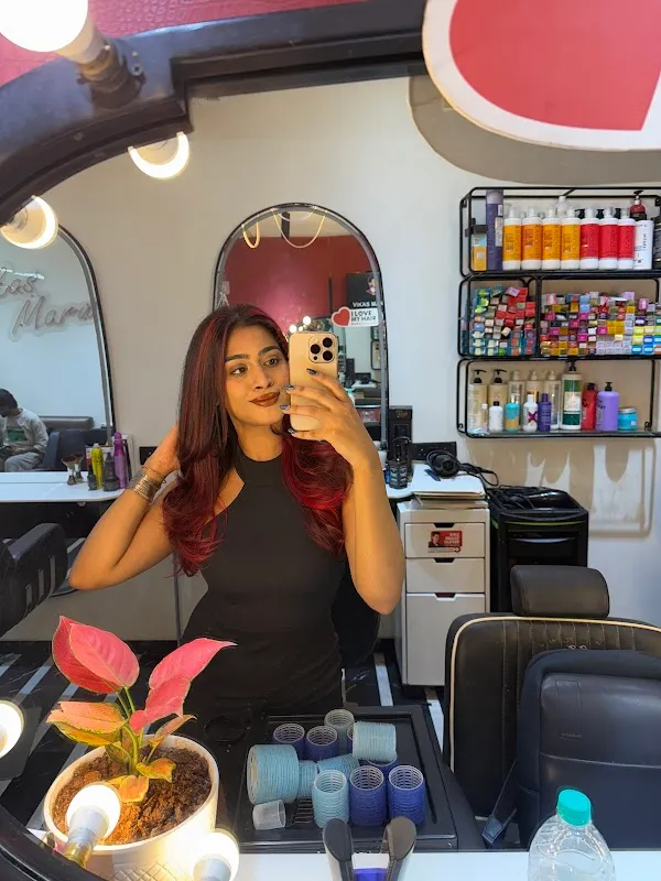 Vikas Marwah Oshiwara salon ( Hair & Beauty Salon )