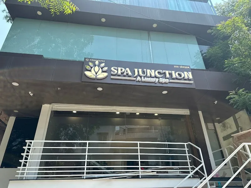 Spa Junction