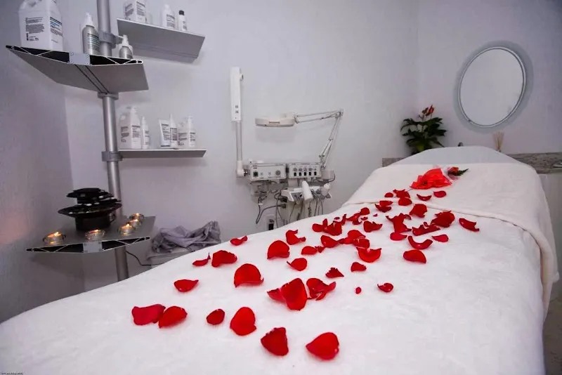 Moda Hair Design and Spa