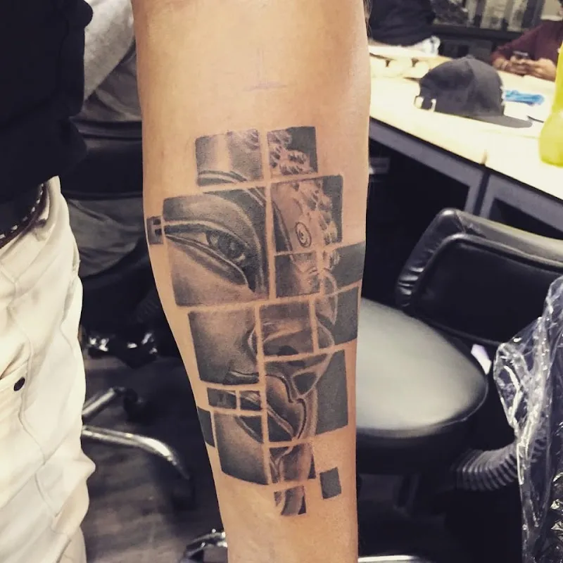 Asur Tattoo Studio & Art School