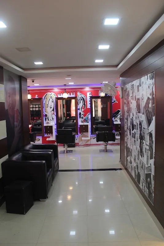 JAWED HABIB HAIR AND BEAUTY SALON RK PURAM ALAKAPURI