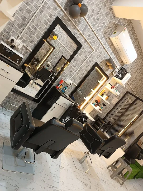 Signature Cutz Unisex Salon & Academy Vizianagaram| Makeup| Hair| Beauty| Best & Top Unisex Salon For Both Men & Women