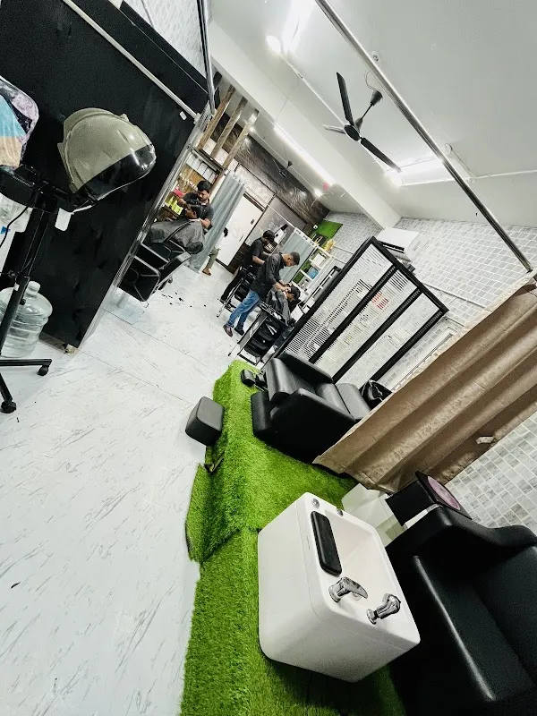 Signature Cutz Unisex Salon & Academy Vizianagaram| Makeup| Hair| Beauty| Best & Top Unisex Salon For Both Men & Women