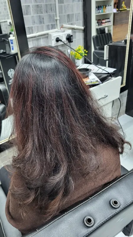 Signature Cutz Unisex Salon & Academy Vizianagaram| Makeup| Hair| Beauty| Best & Top Unisex Salon For Both Men & Women