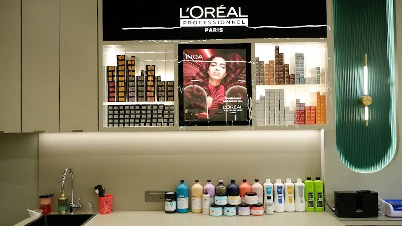 The Diva Studio | Unisex Luxury Salon