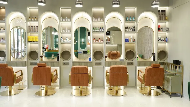 The Diva Studio | Unisex Luxury Salon