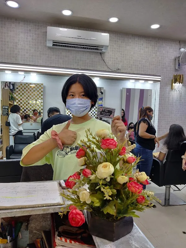 H2B Salon