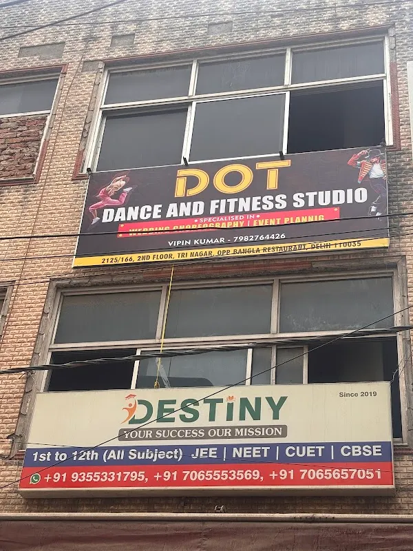 DOT DANCE STUDIO