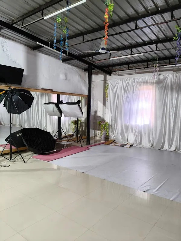 Magnet Studios