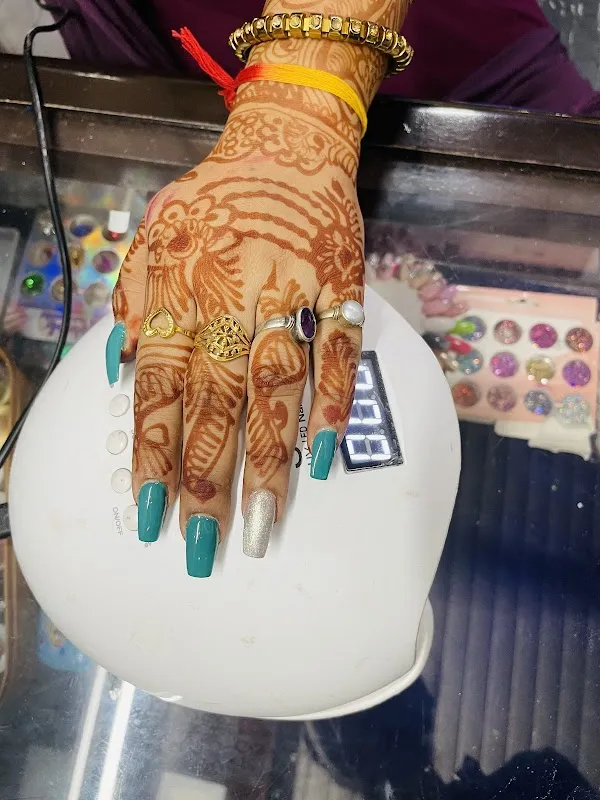 Yashika Make-Up Studio & Academy (Adarsh Nagar )