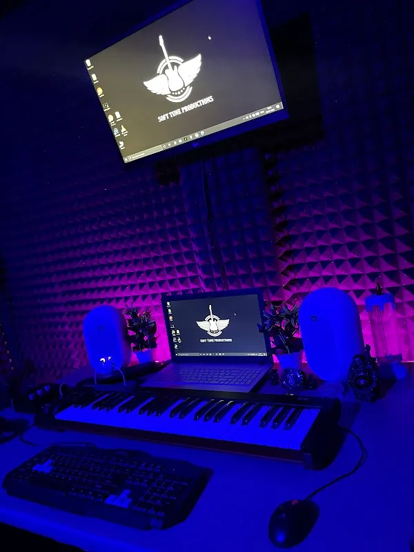 Soft Tune Recording Studio (Music Studio)