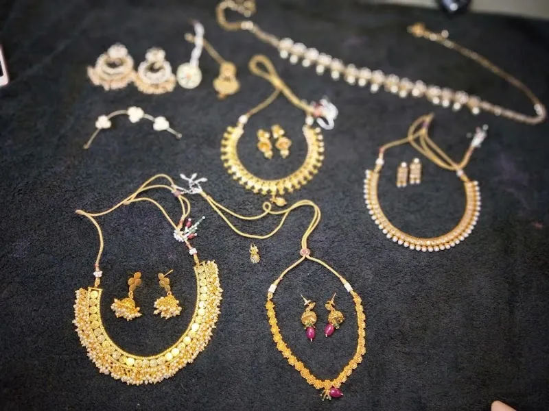 Siddhi Salon