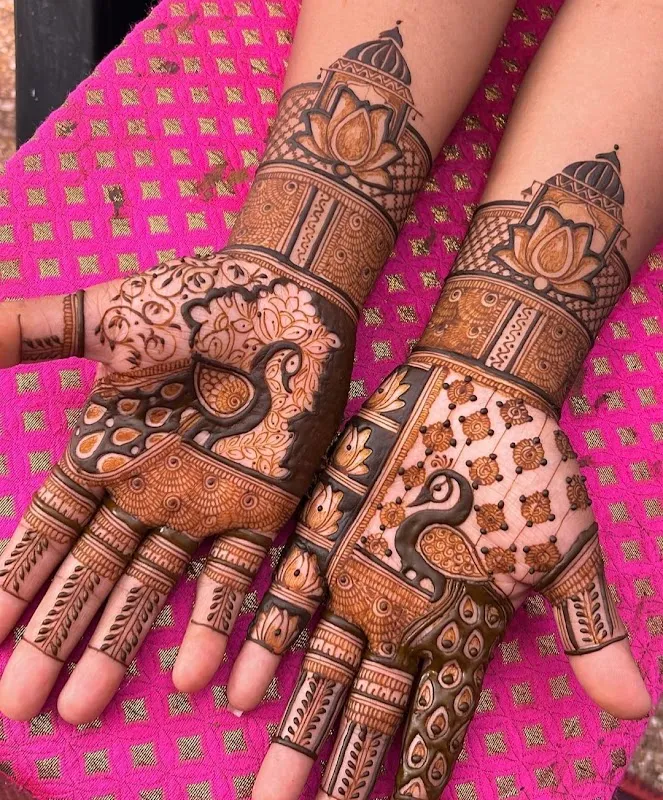 Bhubaneswar Mehandi artist