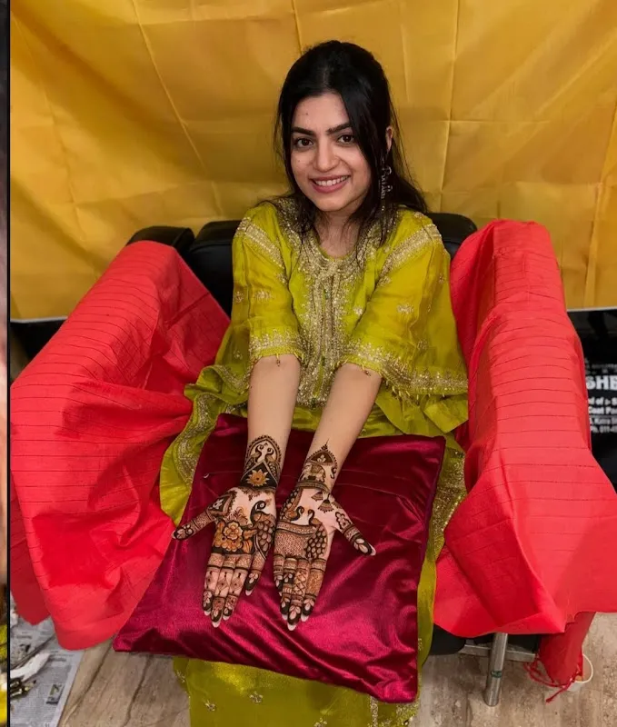 Bhubaneswar Mehandi artist