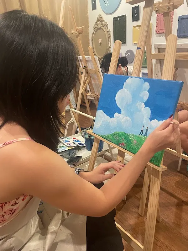 White Canvas Studio