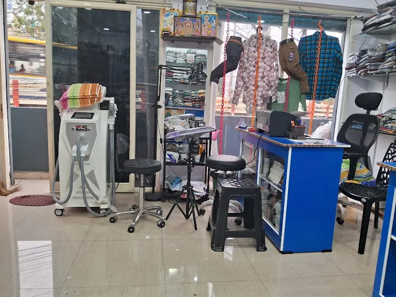 Tattoo shop : Master Tattoos& 5star fashions