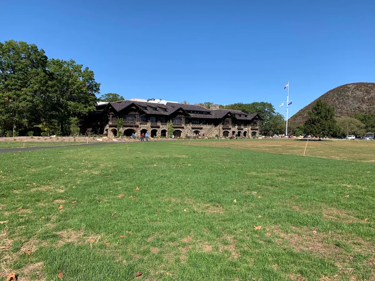 Bear Mountain Spa