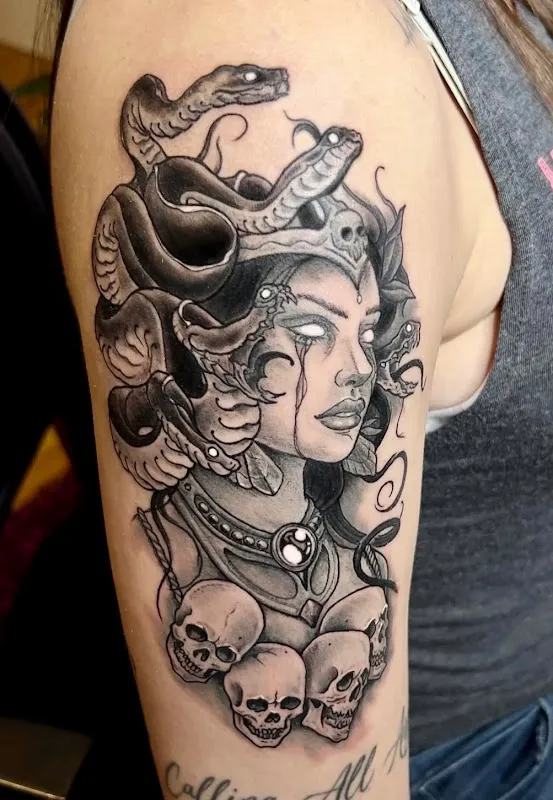 Redink Tattoo Studio