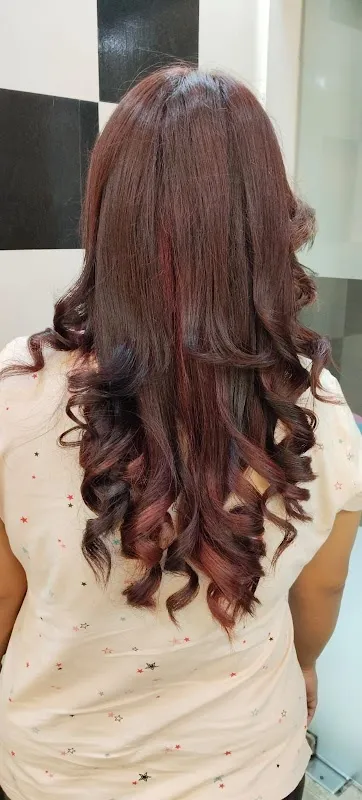 Magic Lantern Ladies Salon And Makeover Studio