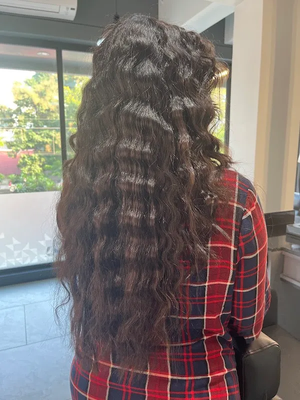 Kutz The Salon Medical Square