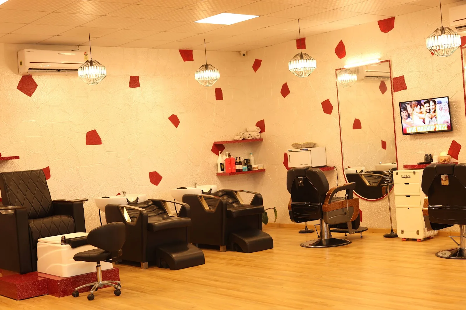 Plum & Sugar Salon & Spa - HSR Layout