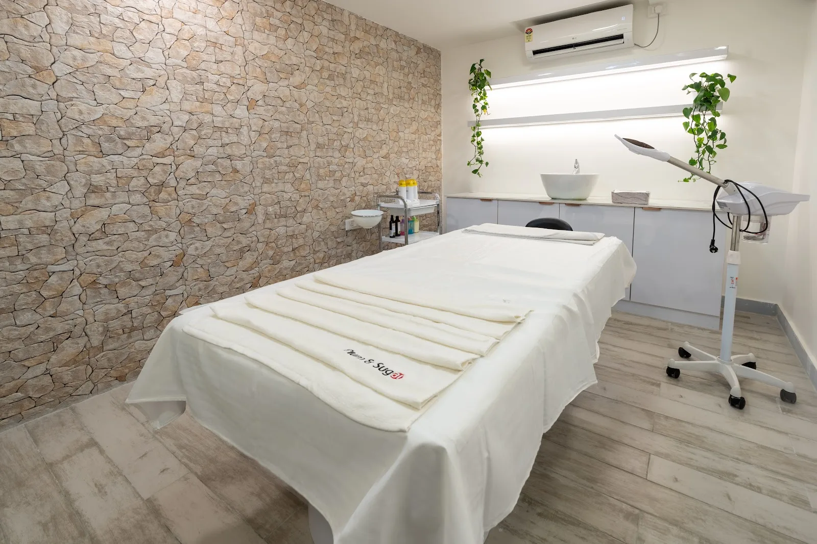 Plum & Sugar Salon & Spa - HSR Layout