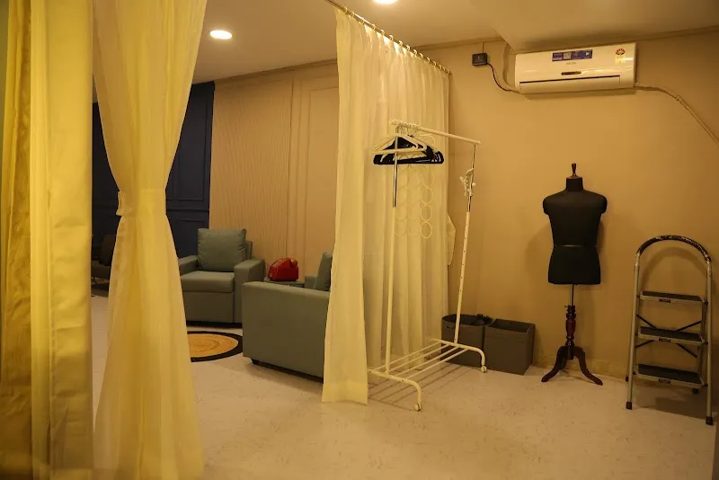 Clicksy Studio | Podcast Studio & Photography Studio in Mumbai on Rent | Rental Studio For Photoshoot & Video shoot