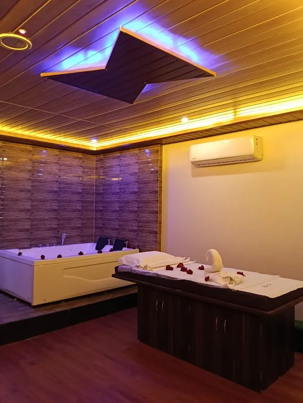 Renovar Massage Spa - Top-Rated Spa In Charni Road Colaba and Fort
