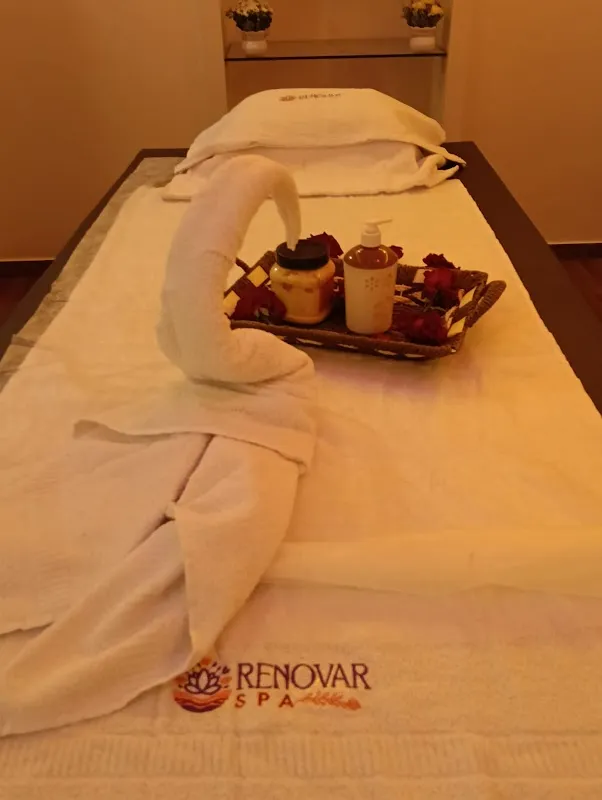 Renovar Massage Spa - Top-Rated Spa In Charni Road Colaba and Fort