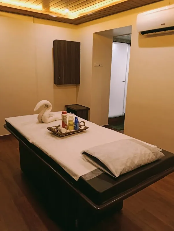 Renovar Massage Spa - Top-Rated Spa In Charni Road Colaba and Fort