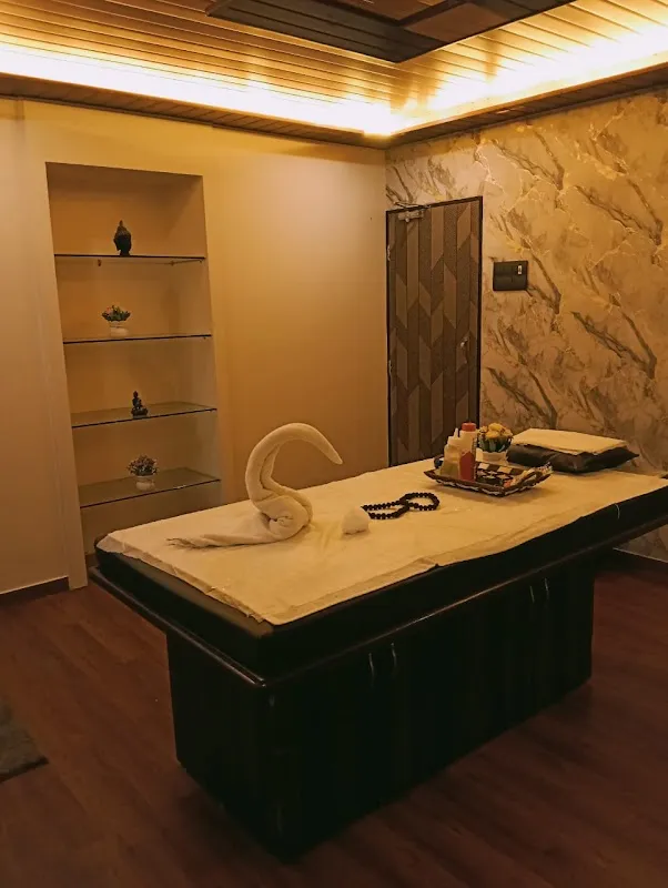 Renovar Massage Spa - Top-Rated Spa In Charni Road Colaba and Fort
