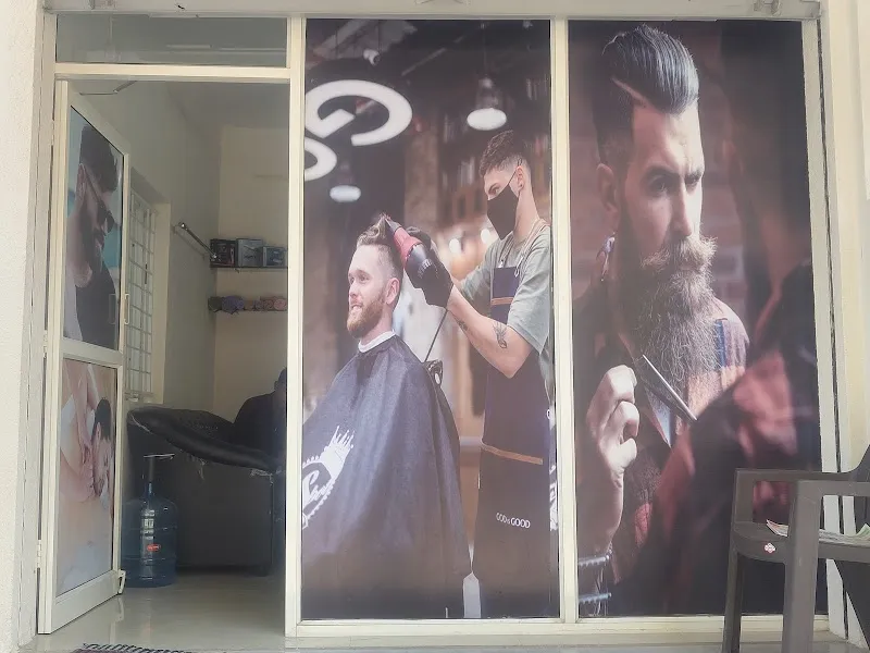 AGRA HAIR SALON